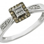 White Gold Ladies Diamond Fashion Ring